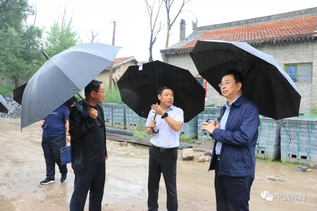 王卓在宁化村,张家沟煤业和怀道乡调研