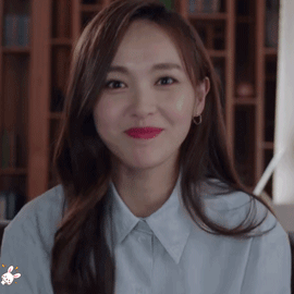 逼停肖战飞机,街头夹击王源,买李现同款豪宅,这还是粉丝?