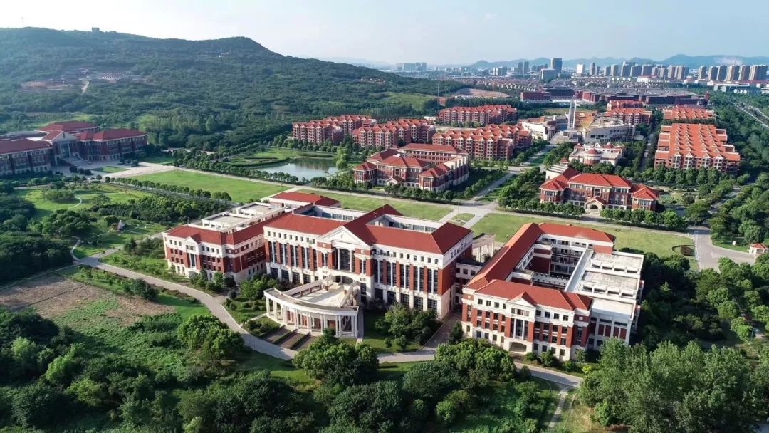 终于等到你中国传媒大学南广学院2019高招录取通知书已寄发