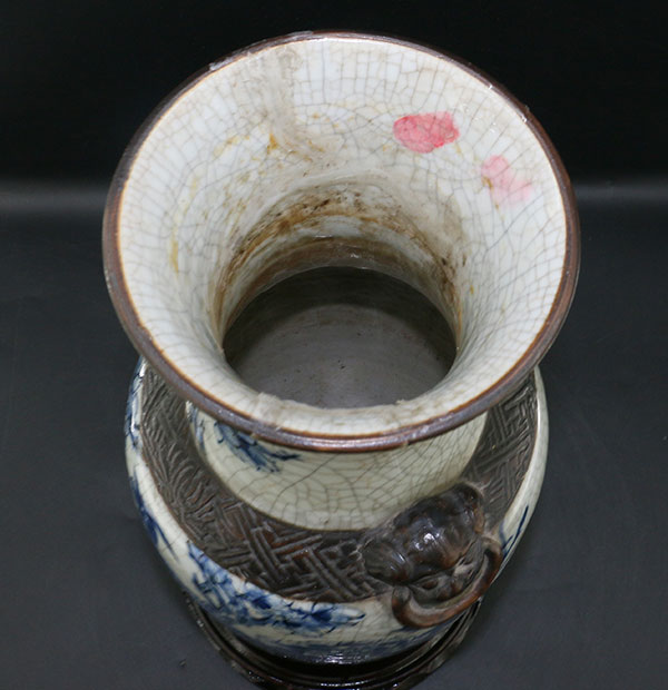 哥釉青花花鸟纹双耳瓶