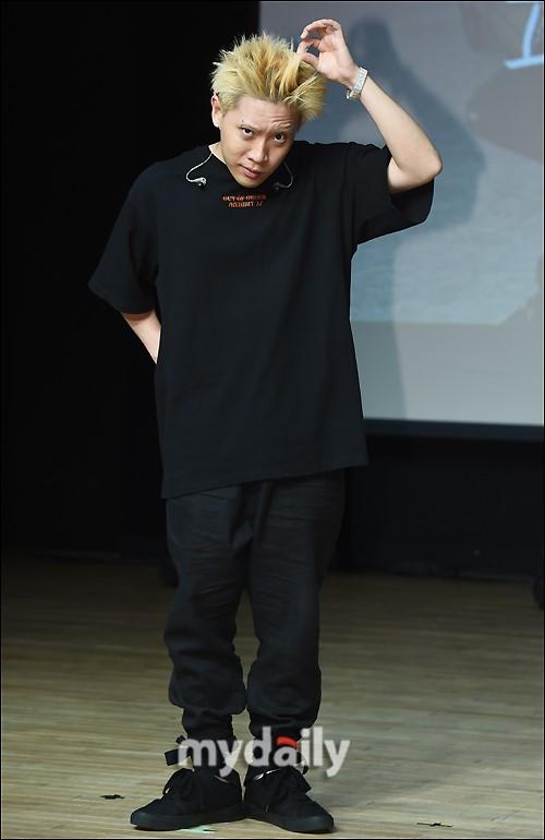 photo」 pluma等韩国歌手参加新单曲《i'm the one》发布会_loopy