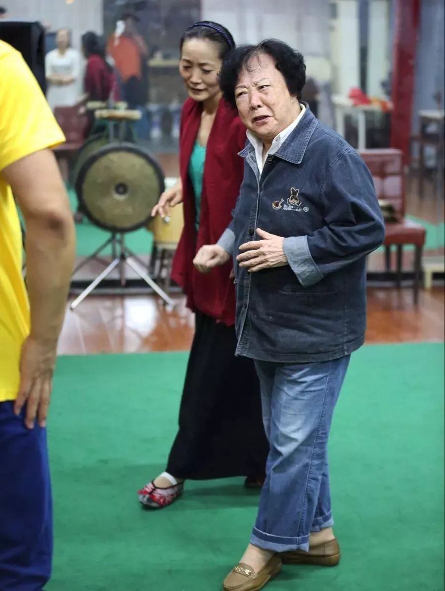 看中国秦腔四大名旦之一齐爱云如何演绎清朝女ceo