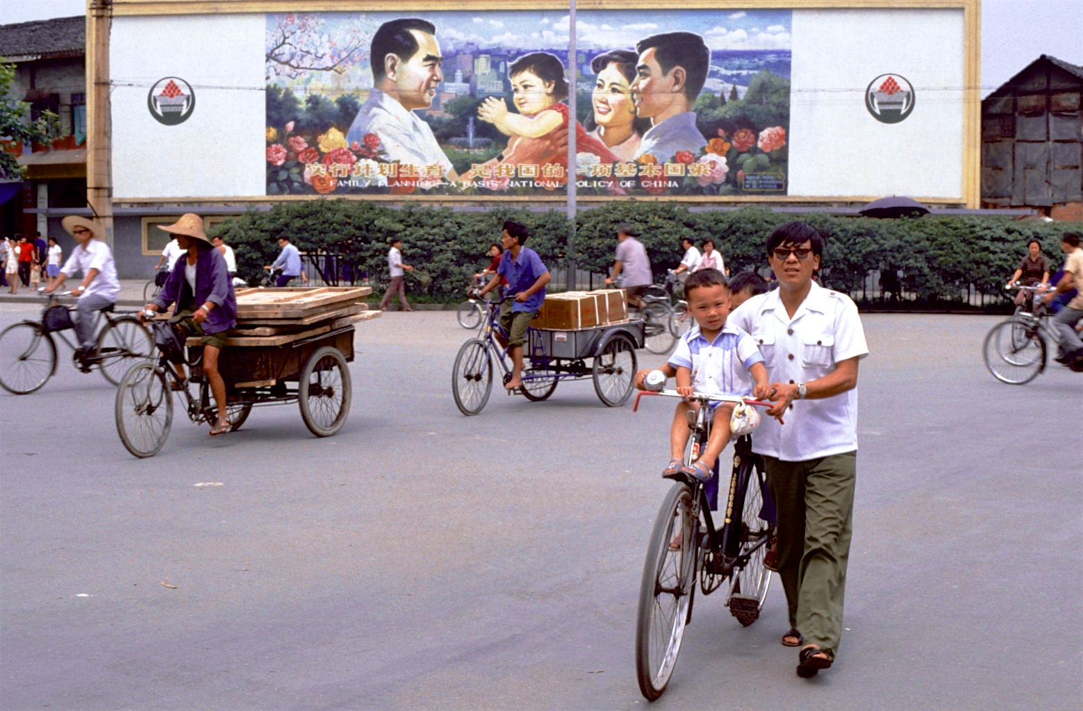 镜头下八十年代中期的成都淳朴安逸与世无争