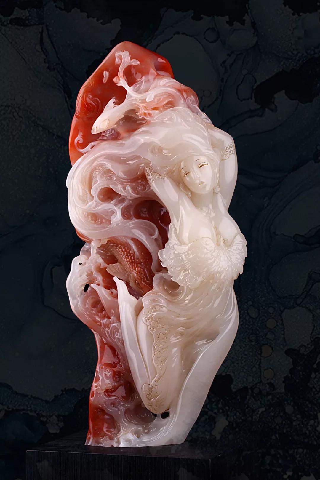 登峰造极的工艺他将女性题材雕刻技艺发挥到了极致