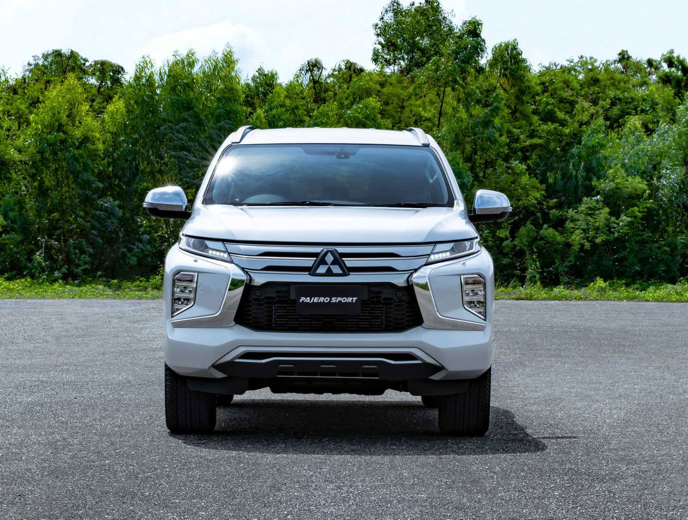 又一款柴油越野车上市 帕杰罗2.4t柴油发动机_汽车江湖