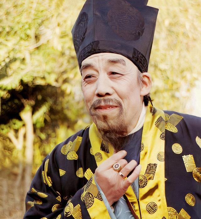 《红楼梦》贾赦对贾环的诗大加赞赏,却预示着贾府内斗的开始_贾政