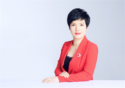 加芙何艳阳做一份有关美丽的事业