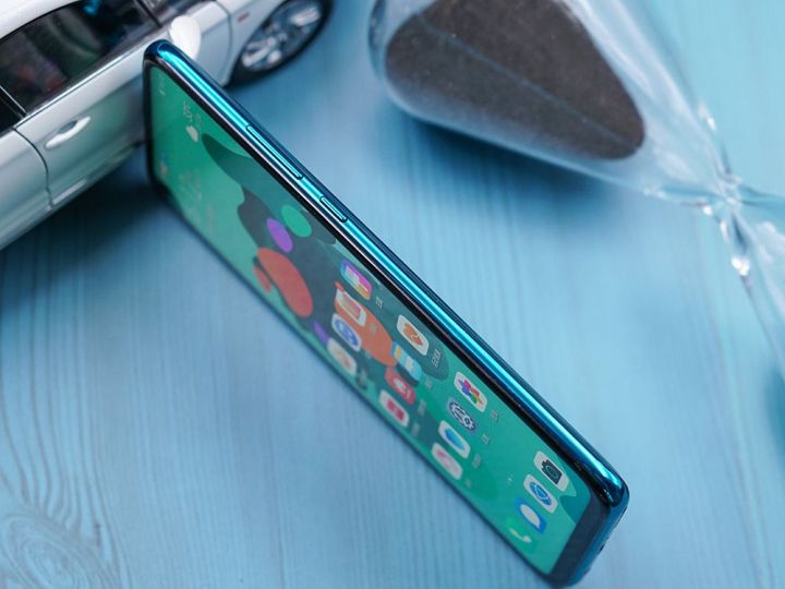 华为nova 5i pro图赏:极点屏 多场景ai四摄