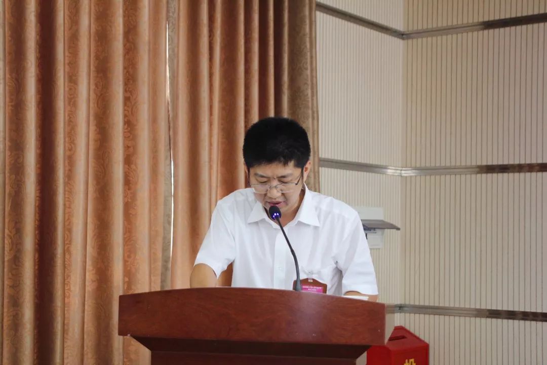 古林镇第十六届人民代表大会第五次会议胜利召开