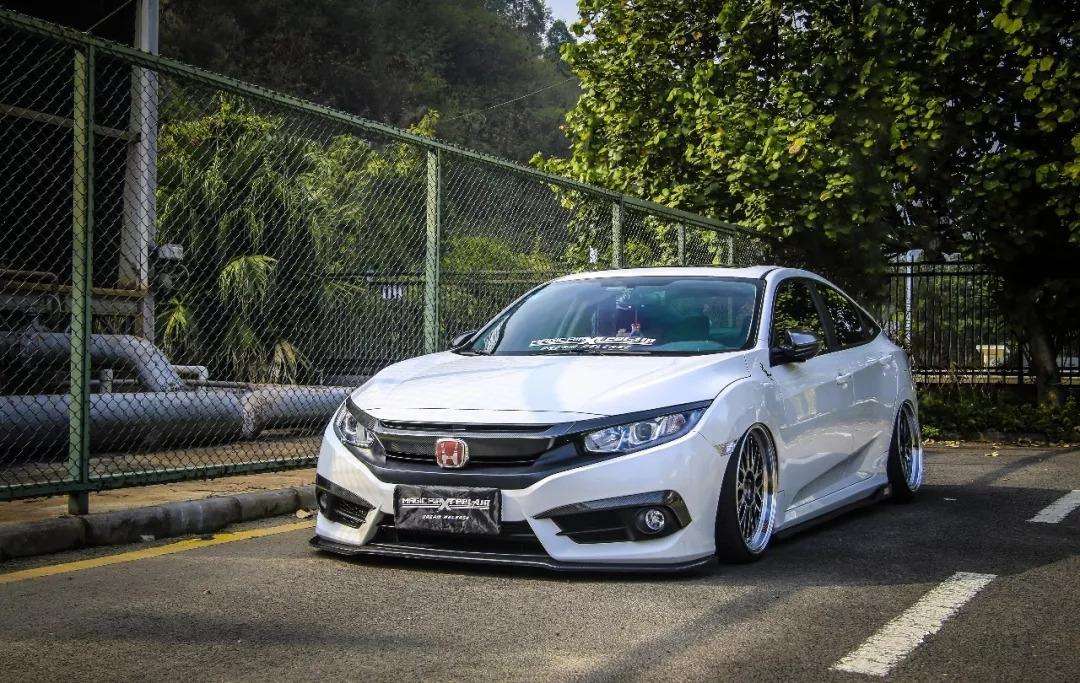 不管思域能不能秒杀gtr,它的销量说明了一切