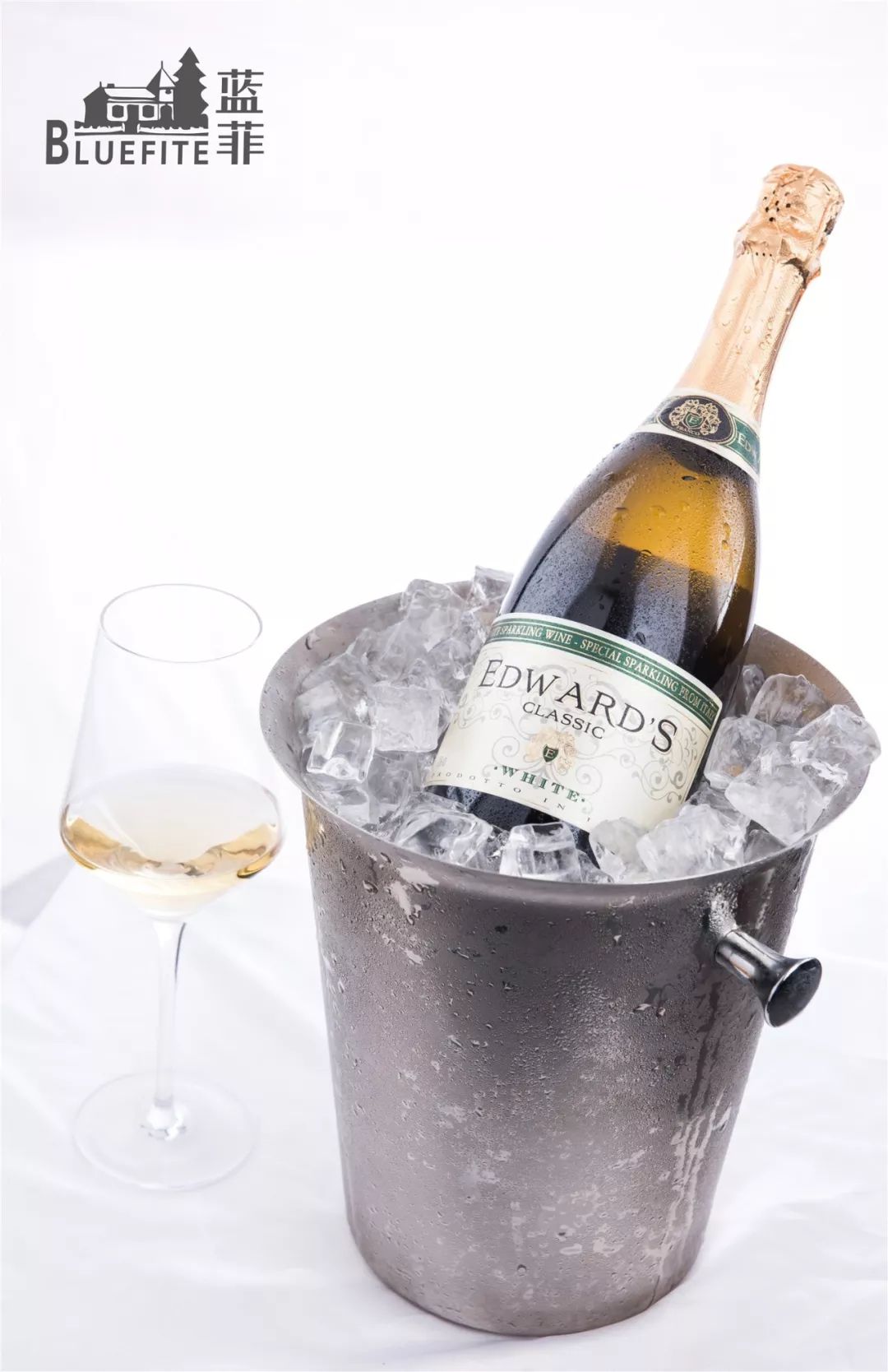 冰凉一夏葡萄酒冰镇小技巧get