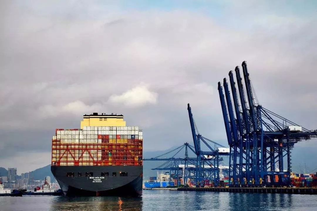 heavy industries to be delivered to receive service at yict