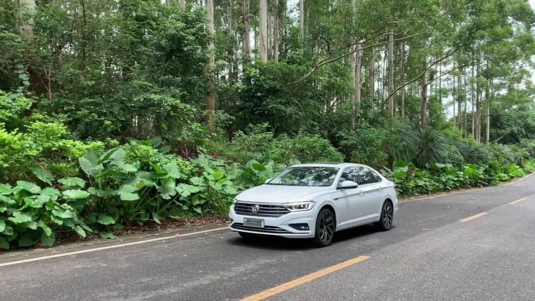 一汽-大众预约试驾即送全新速腾800元优惠券