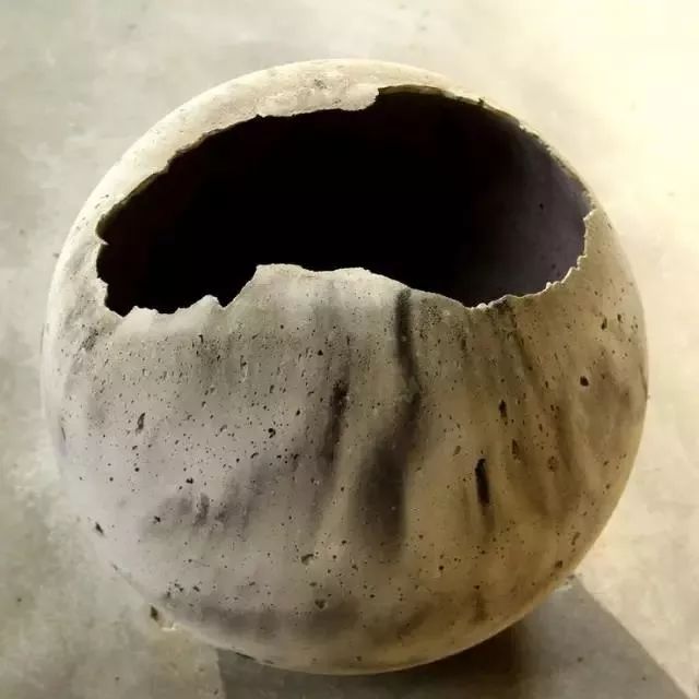 youtube水泥创意玩法爆火800万网友打call3块钱也能逆天屌