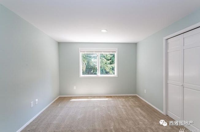 这可是麦地那最尊贵地段98039的超大露台阳光豪宅你不来看看吗