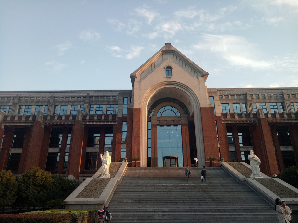 比985还难考这四所非双大学超亮眼