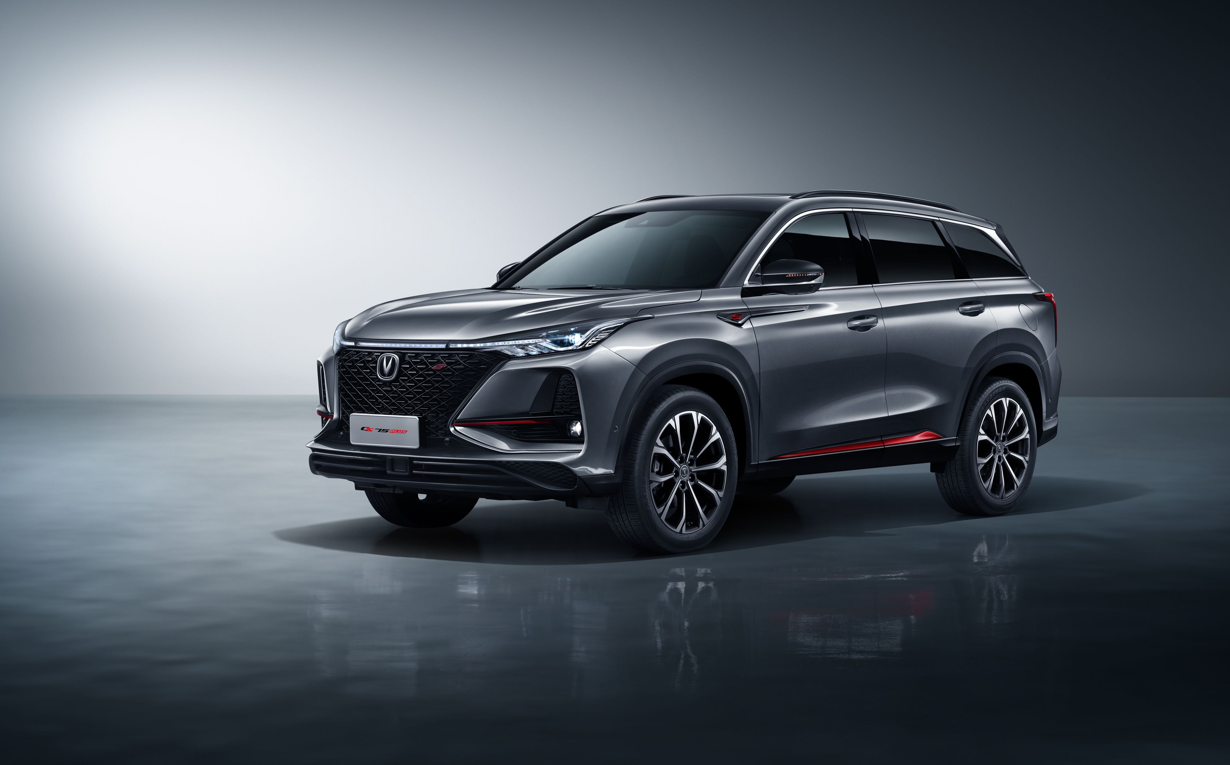 一锤定音 | 对话长安汽车叶沛:车市下行,用户是车企向上的唯一航标