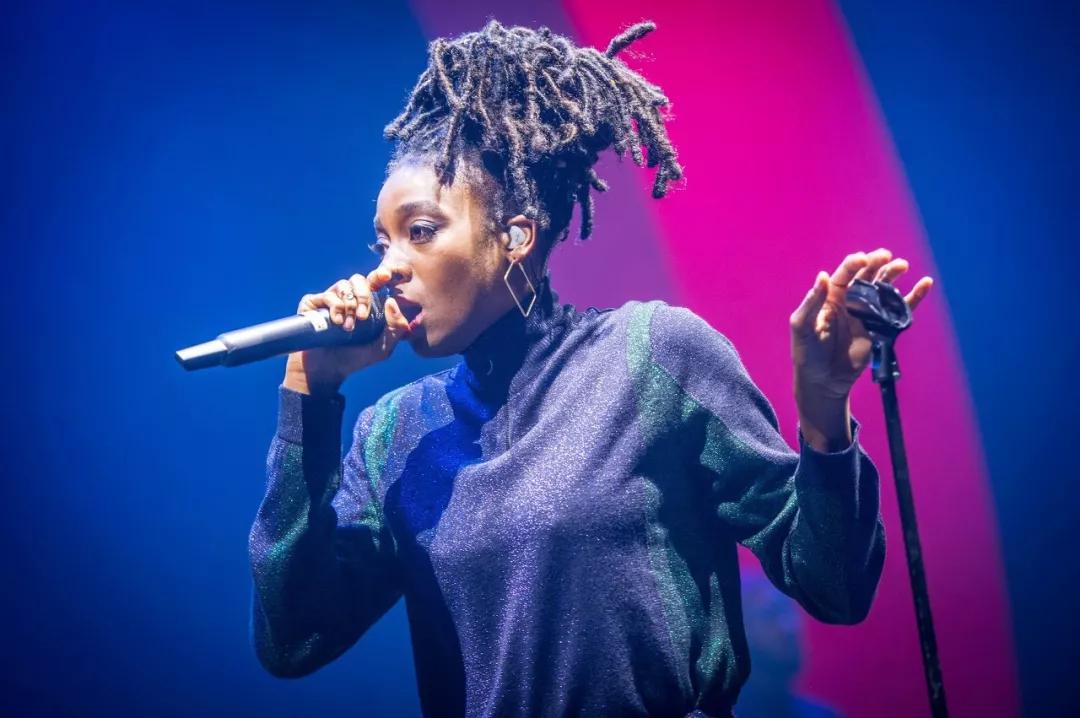 伦敦女rapper little simz不怕rapper会打架,就怕rapper有文化.