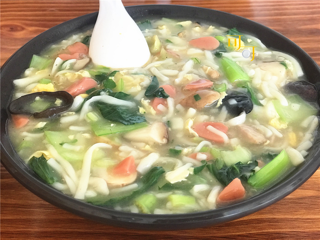 原创去东阳一定要尝一尝的沃面,两个人两大碗面吃个底朝天,33元钱