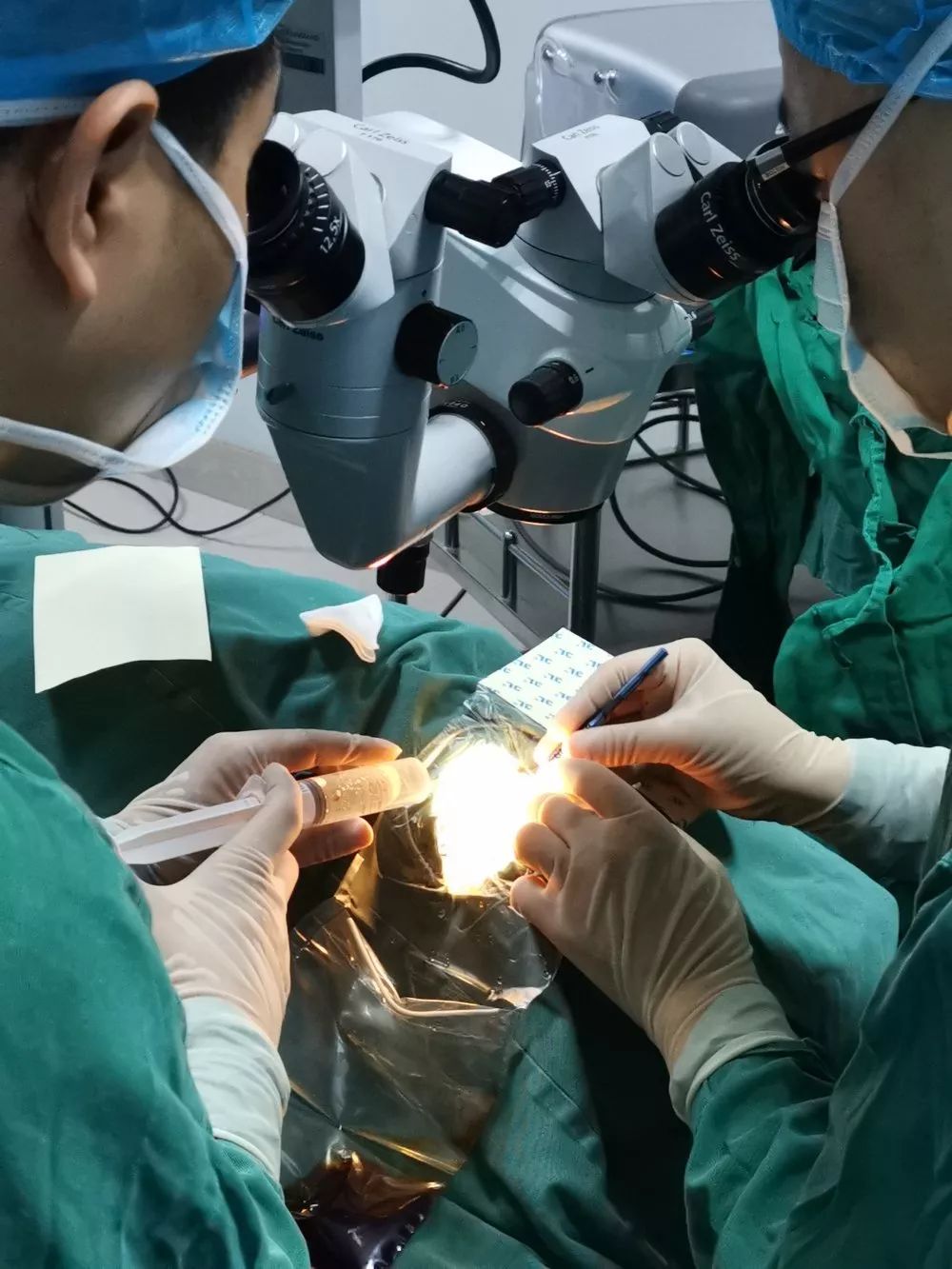 古蔺县首台超声乳化白内障人工晶体植入手术在县人民医院成功开展