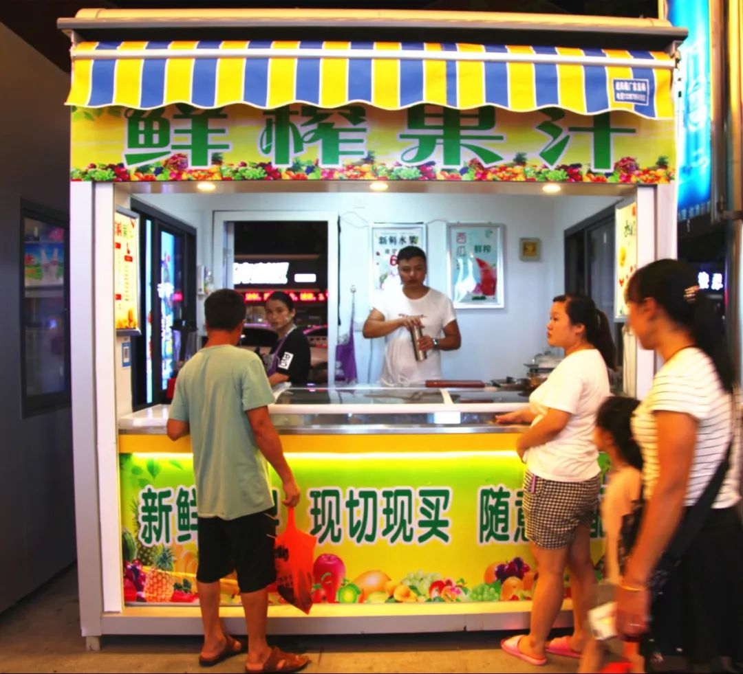 露天老电影,高颜值美食夜市……来699夜市逛gai不?_摊位