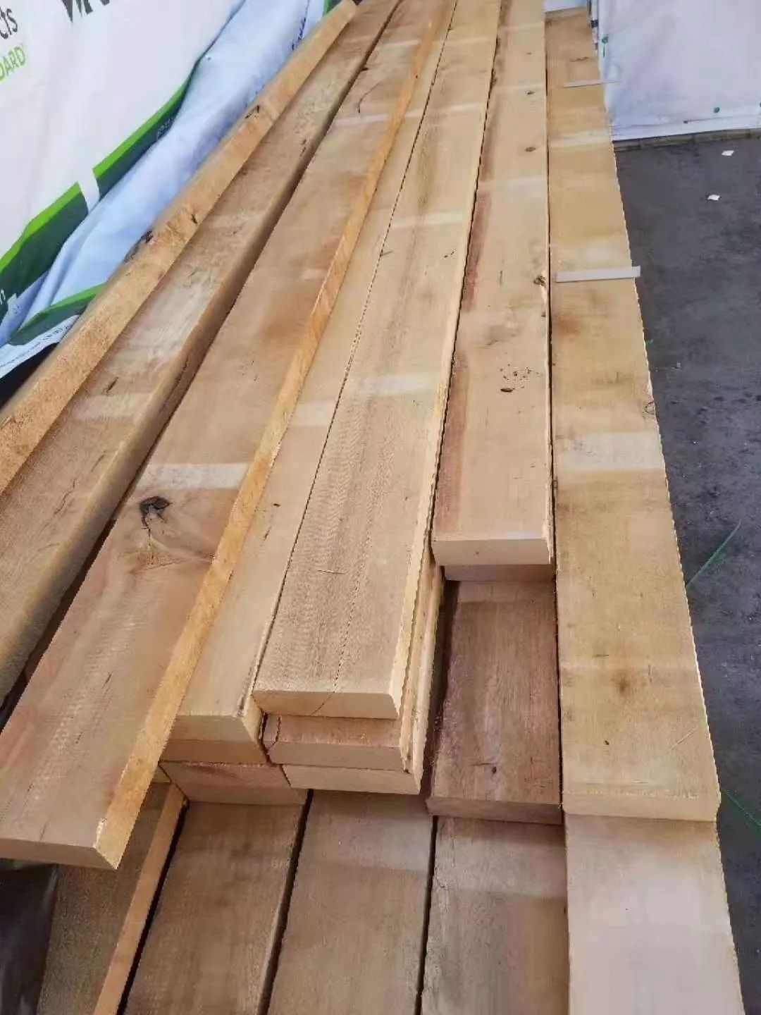 供应产品加拿大细纹铁杉无节材