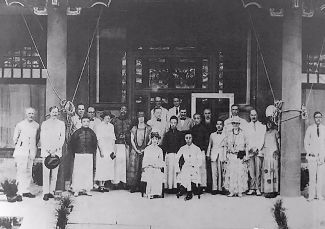 猎奇末代皇帝溥仪大婚的罕见照片太珍贵了