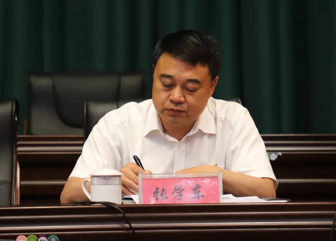 出席培训班并讲话林业局党委副书记,局长王耀国培训班分为技术理论