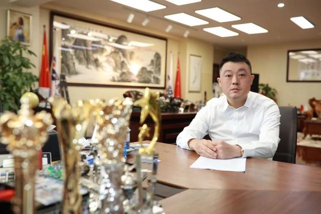 升辉控股董事长李昭强将1营收投入无用研发