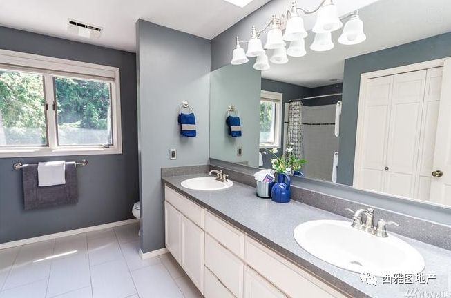 这可是麦地那最尊贵地段98039的超大露台阳光豪宅你不来看看吗