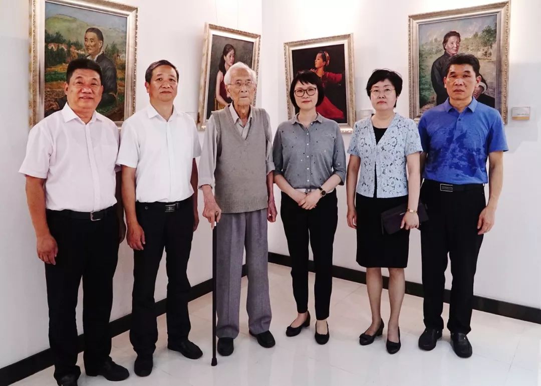 艺术无价,大爱永存——老盟员吴开诚艺术馆建设始末_吴老