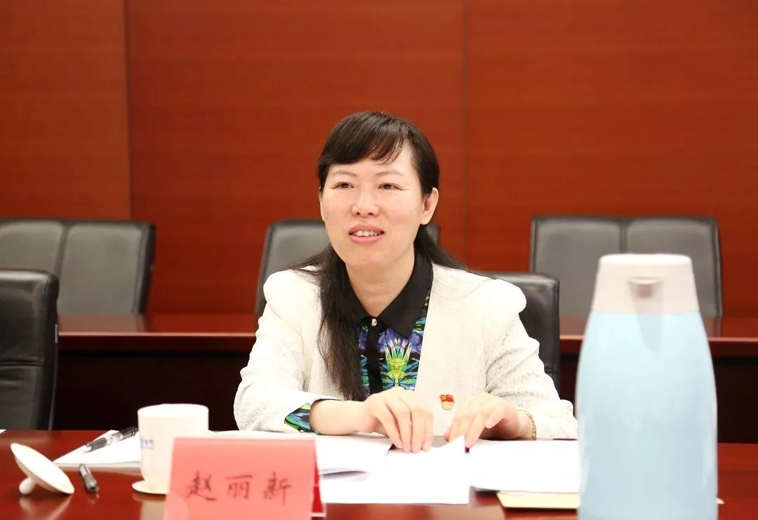 中央第三十二指导组副组长赵丽新针对集团公司主题教育工作提出五点