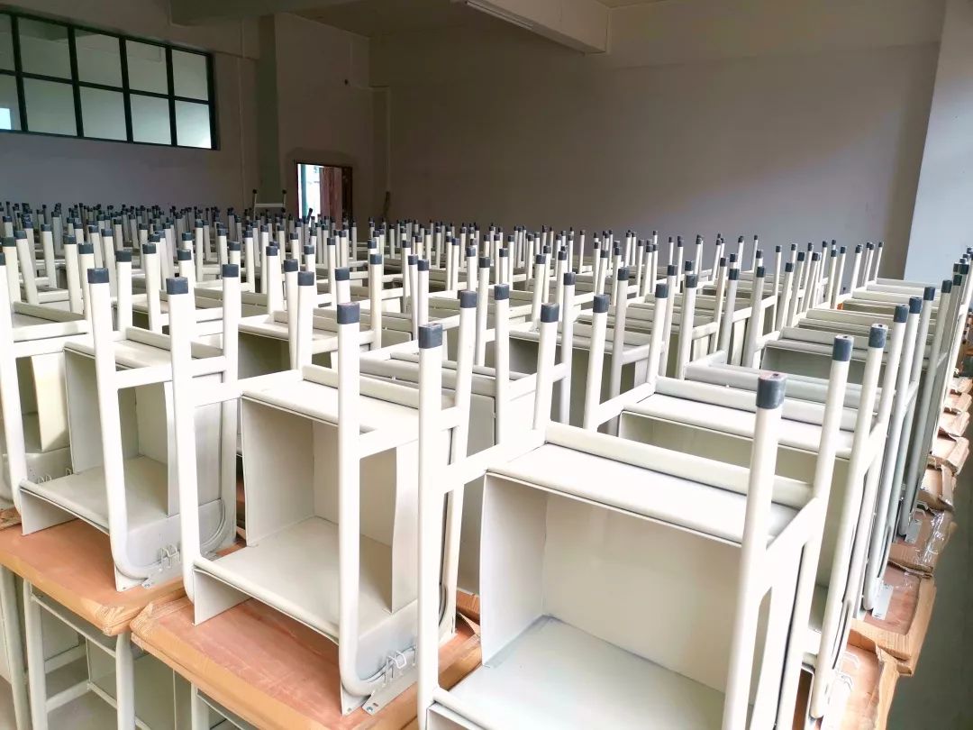 定了!8月17日,罗定市培献中学举行揭幕仪式