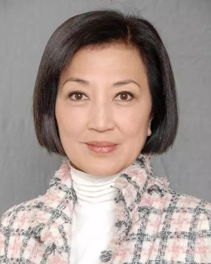 持半亿物业,花近千万嫁女,tvb富婆配角竟然这么多!_香港