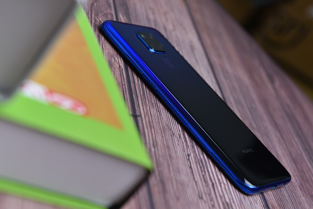 颜值与实力并重华为nova5ipro图赏