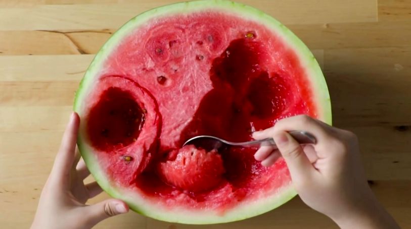 科普:夏天吃西瓜一定要注意这些问题.