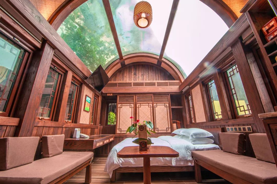 爆款来袭佛山长鹿度假村588元2天1晚清凉梦幻之旅马车湖景房二选一送