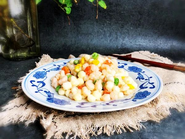 苏州时令美食鸡头米香甜软糯让人回味无穷