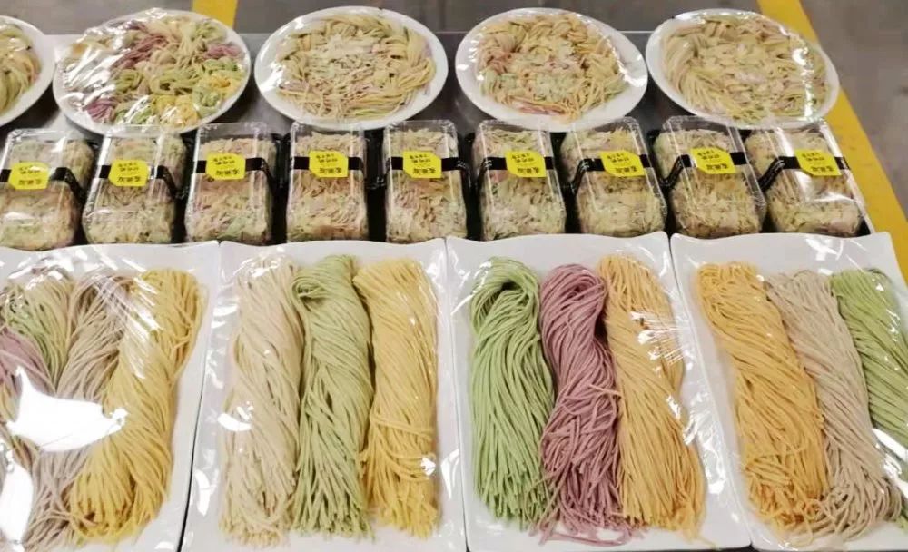 面条一经加工完成所有的面条均为当天加工营养十分丰富最大程度的保留