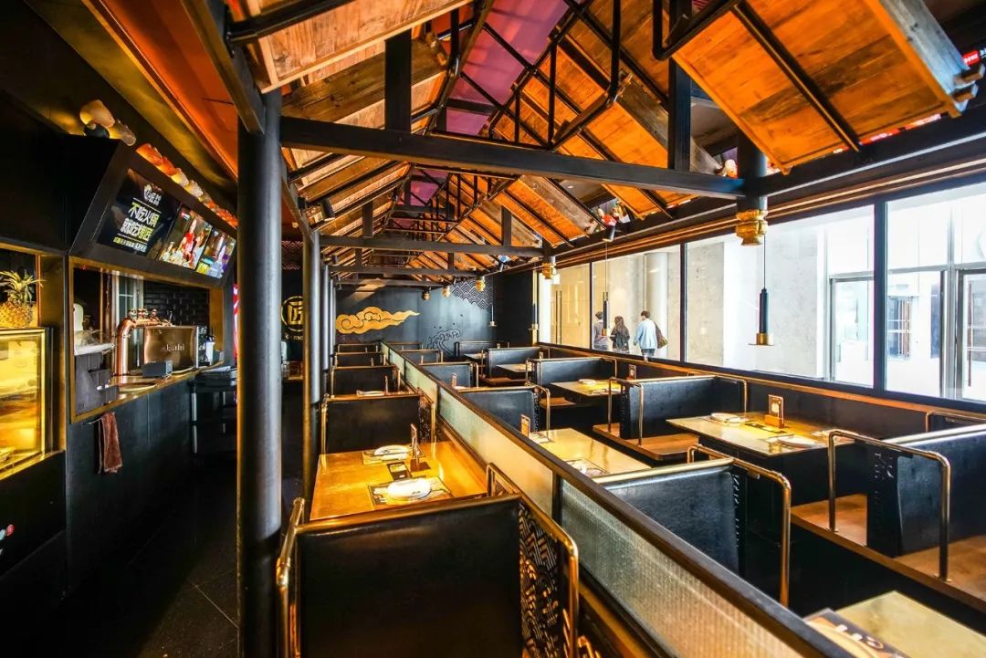 成都五年天天排队的烤匠麻辣烤鱼被天天向上翻牌子啦