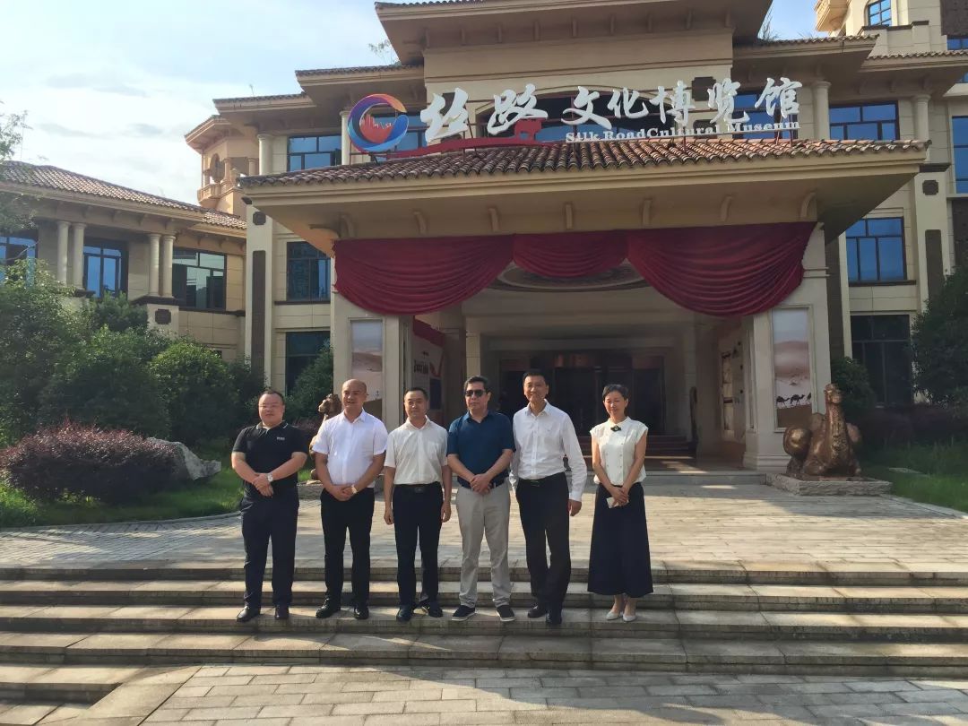 中国山水实景演出创始人梅帅元大师为大英丝路环球旅游城出金点子