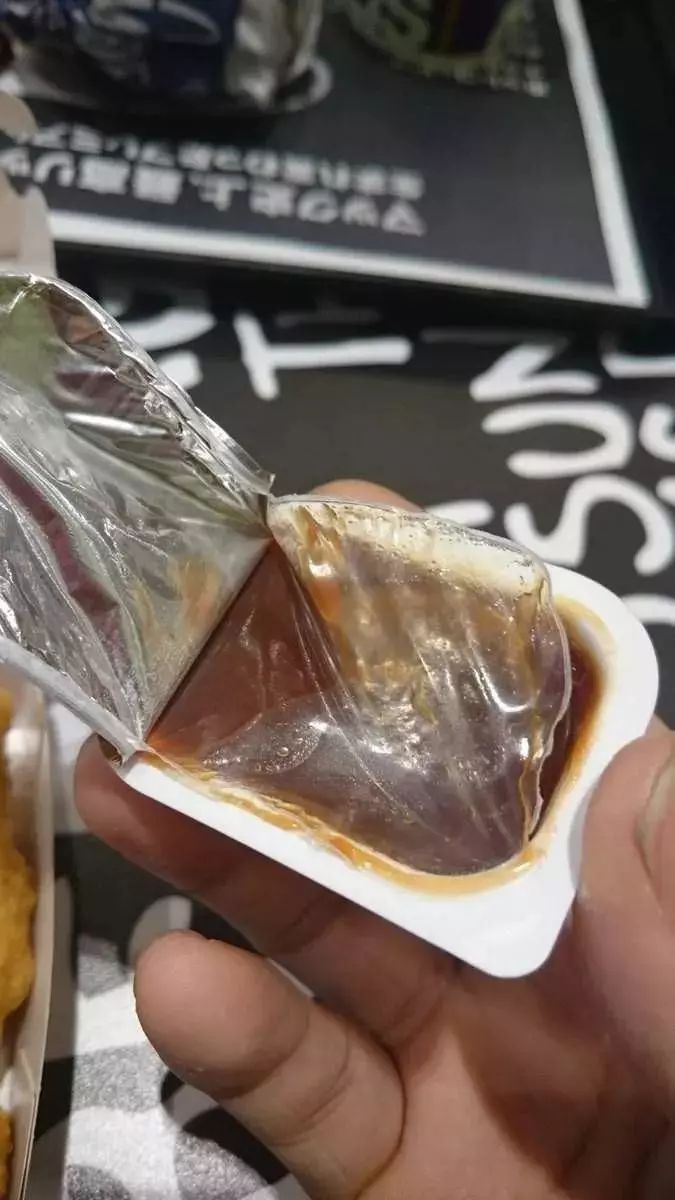 网友晒出打开包装失败惨照画面太过真实