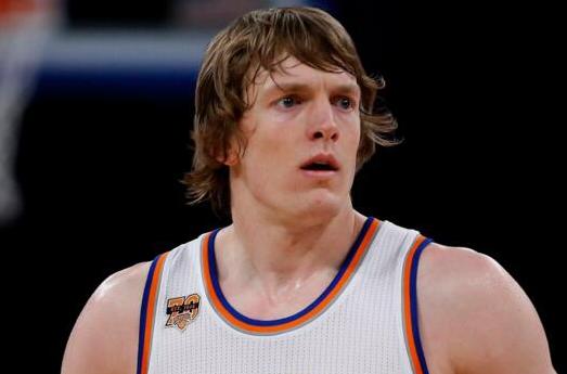 27天苦等不是nba后,书豪迎来比cba更好的去处!但被侮辱_罗恩·贝克