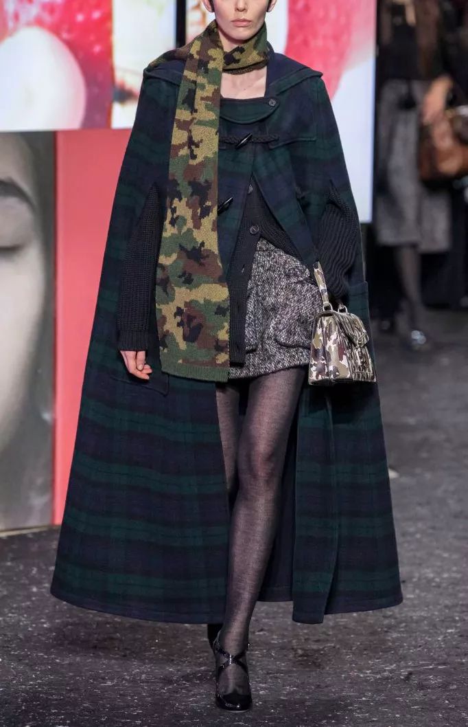 丛林迷彩也叫m81迷彩,常见于陆军,海军陆战队,海军和空军,并通过不同