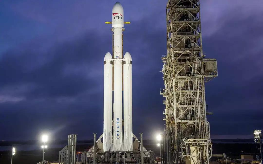 8吨猎鹰号火箭美国民营公司space x发射的在2018年就被彻底击碎仅仅