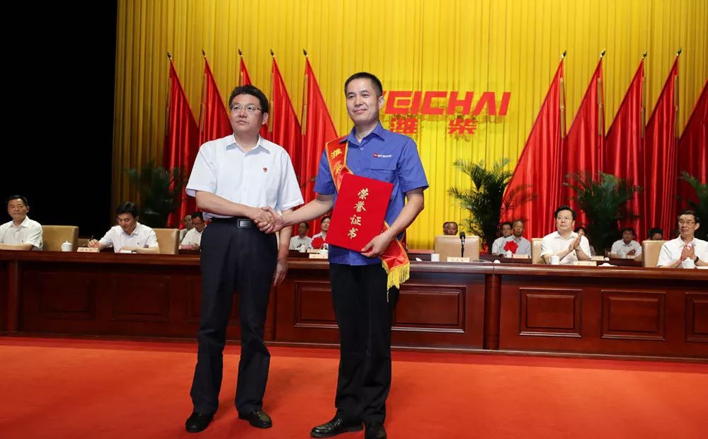 华为百万年薪招聘之后潍柴1亿元重奖科技创新工程师们撸起袖子加油干