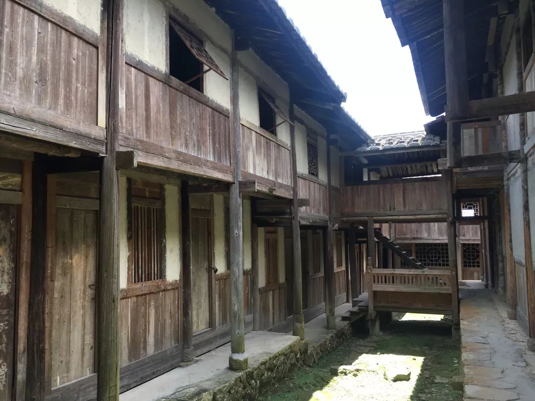 闽清大山中的瑰宝——356年历史的省璜镇古厝"娘寨"_文物