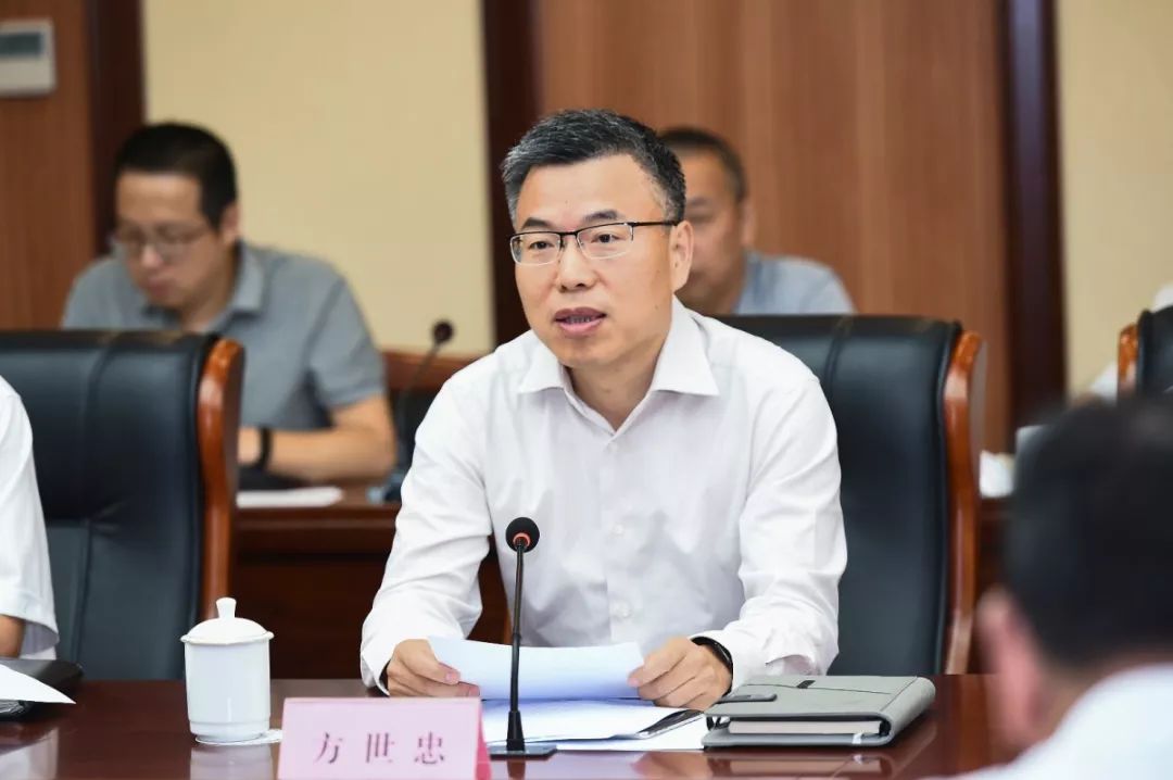 徐汇区生活垃圾全程分类体系建设战略合作框架协议签约仪式顺利举行