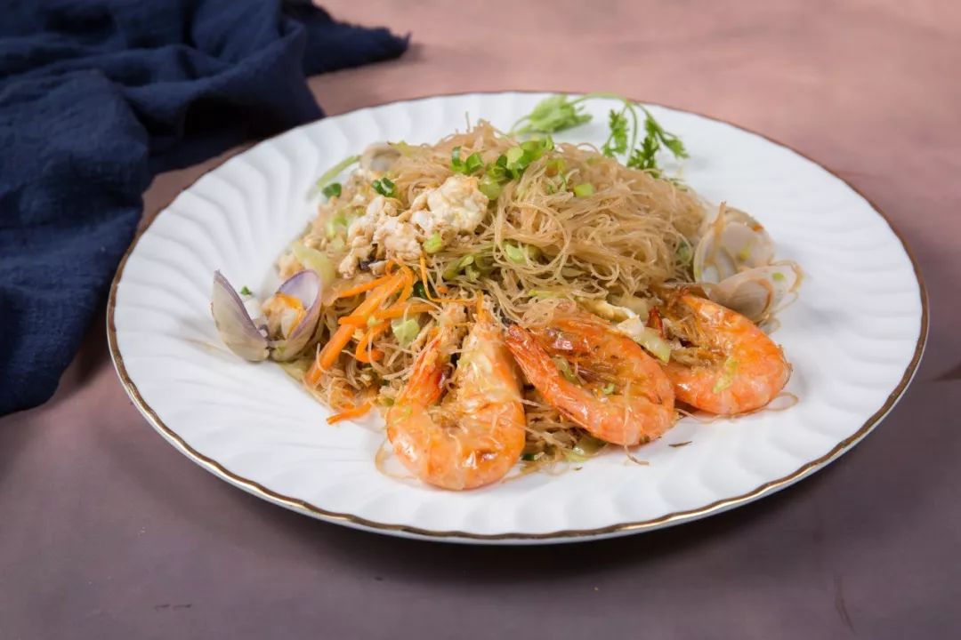 3,青木瓜沙拉青木瓜沙拉(som tam)是泰国人很喜欢的一道开胃小菜,以青