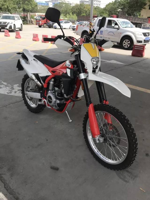 转让 | 胡斯瓦纳swm500r 意大利原装进口